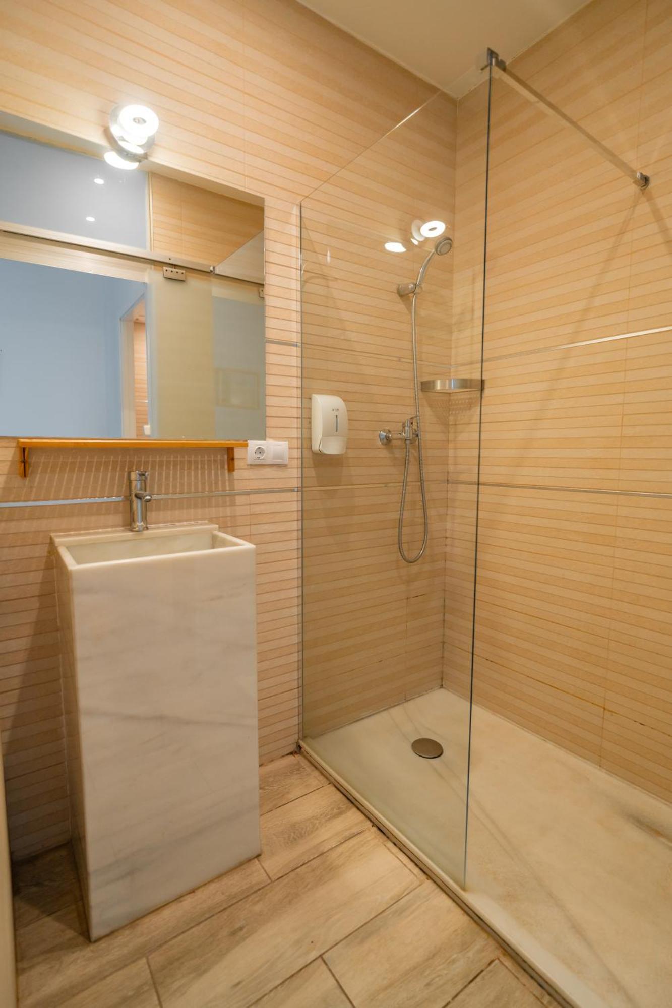 Center Suites San Eloy 세비야 외부 사진